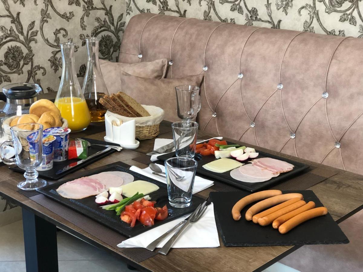 Alenso Guesthouse Heviz Ngoại thất bức ảnh